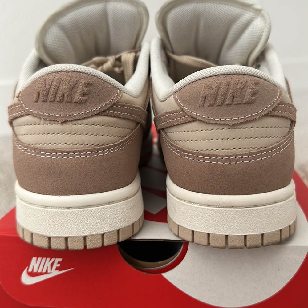 Nike Dunks Sanddrift W9 | M 7.5 - Picture 2 of 6